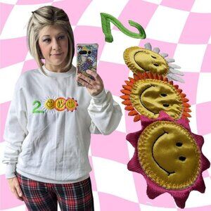 2000s Sweatshirt / Y2K Sweatshirt